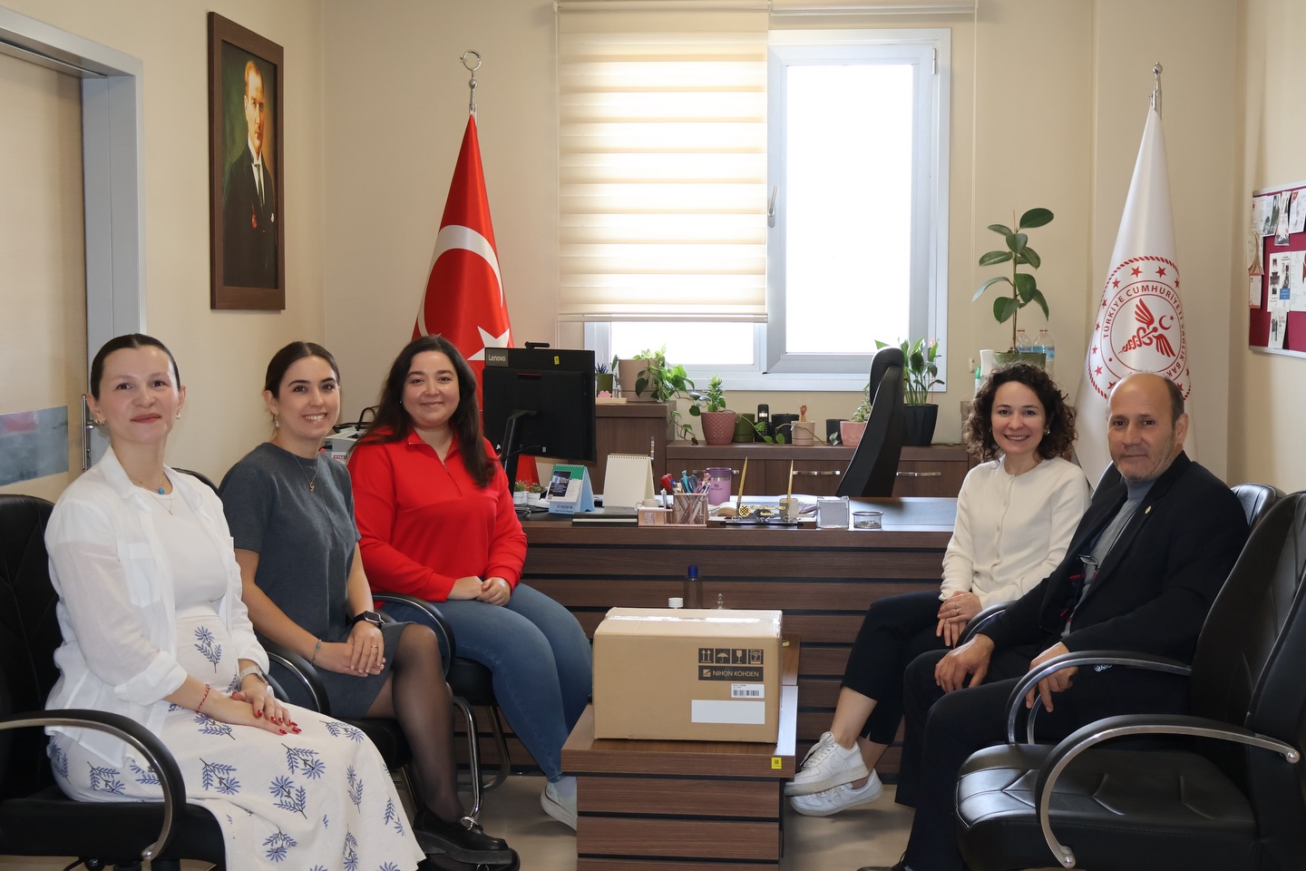 Başkan Fuat Mintaş’tan Sağlık Çalışanlarına Tıp Bayramı Ziyareti ve Anlamlı Destek